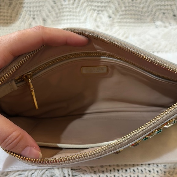 Prada Bag - Picture 15 of 17